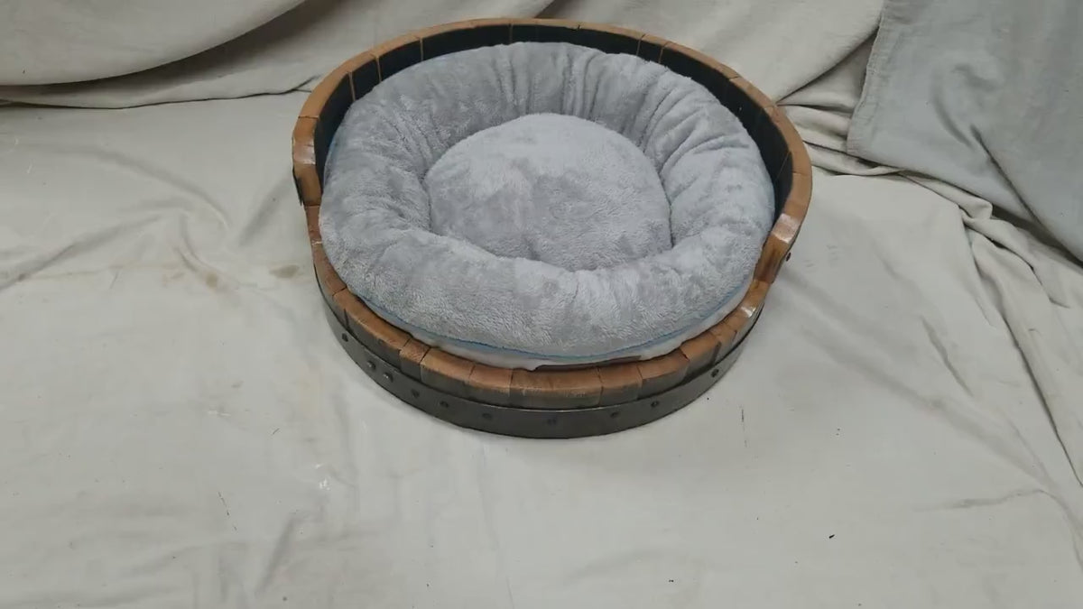 Load video: WB-17 Pet Bed Video
